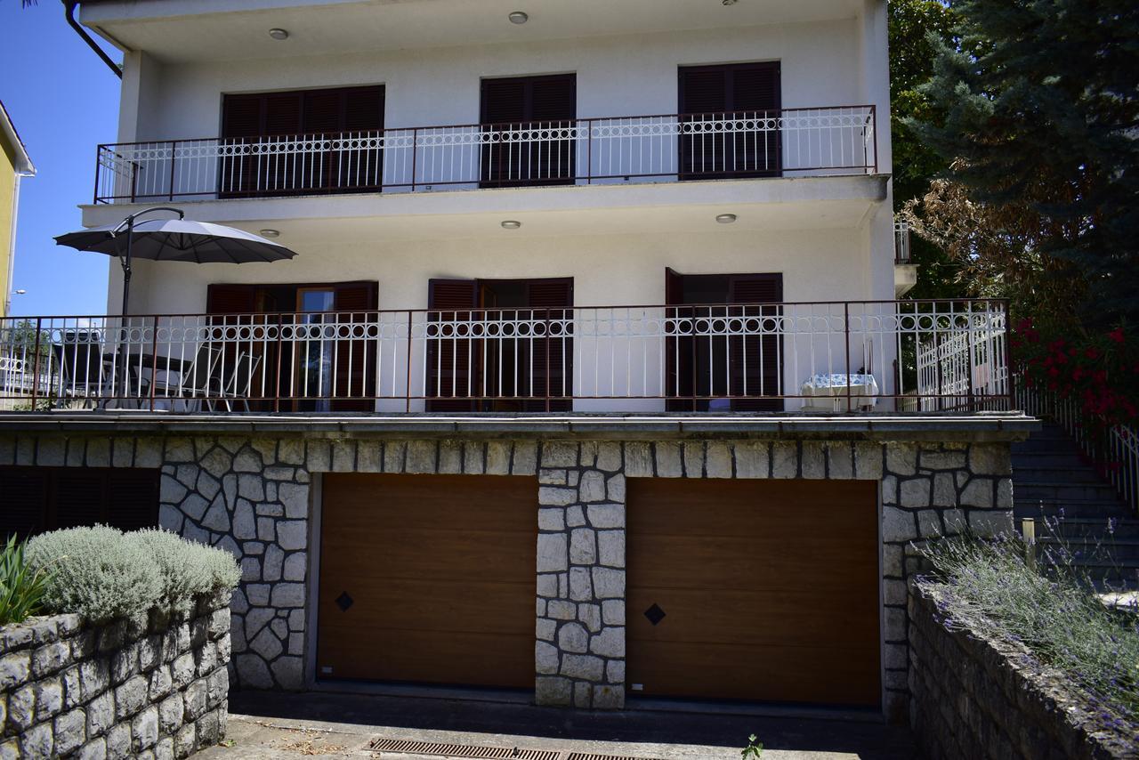 Apartment Faith Malinska Exterior foto